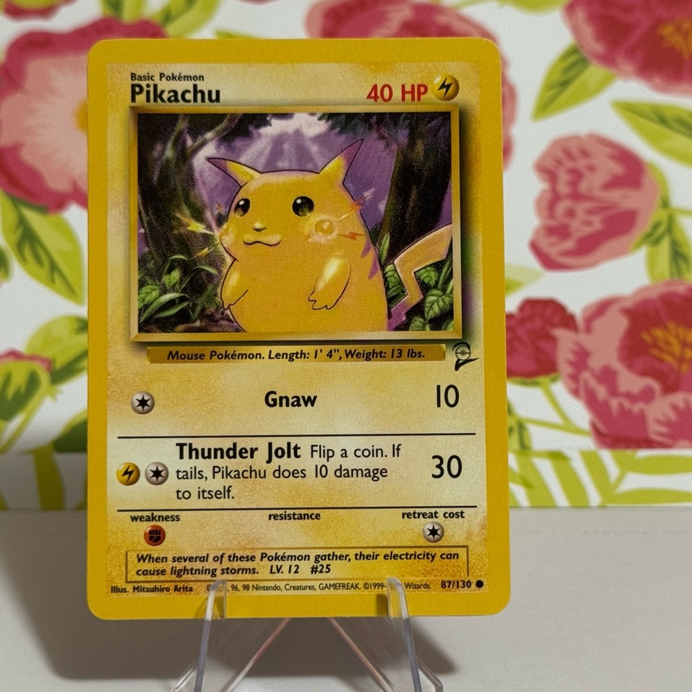 Pikachu Vintage WOTC Base Set Pokemon Card